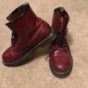 Dr martens 1460 smooth cherry red
